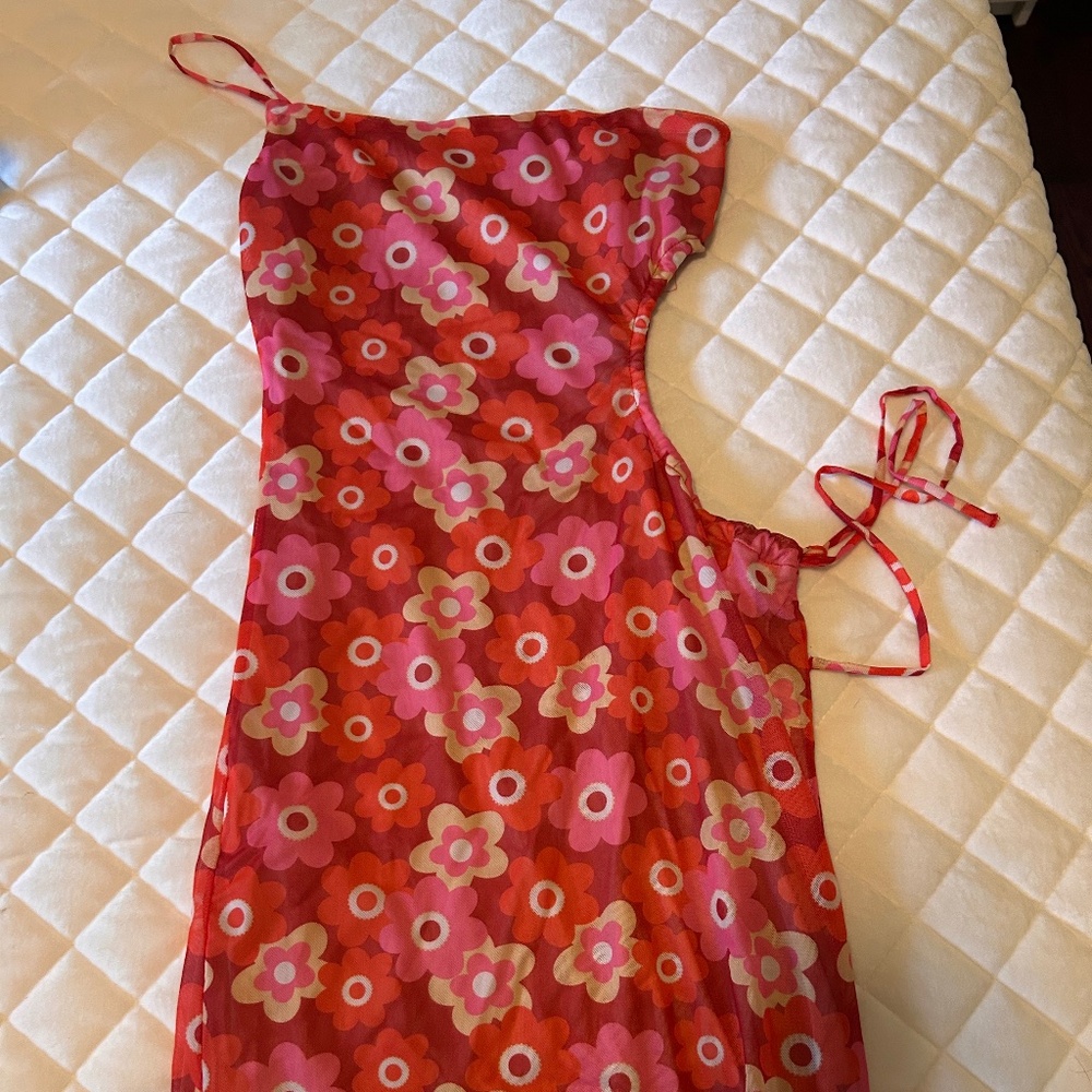 floral 70s mini dress